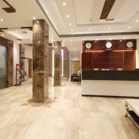 Hotel Mohan International Új-Delhi Kültér fotó