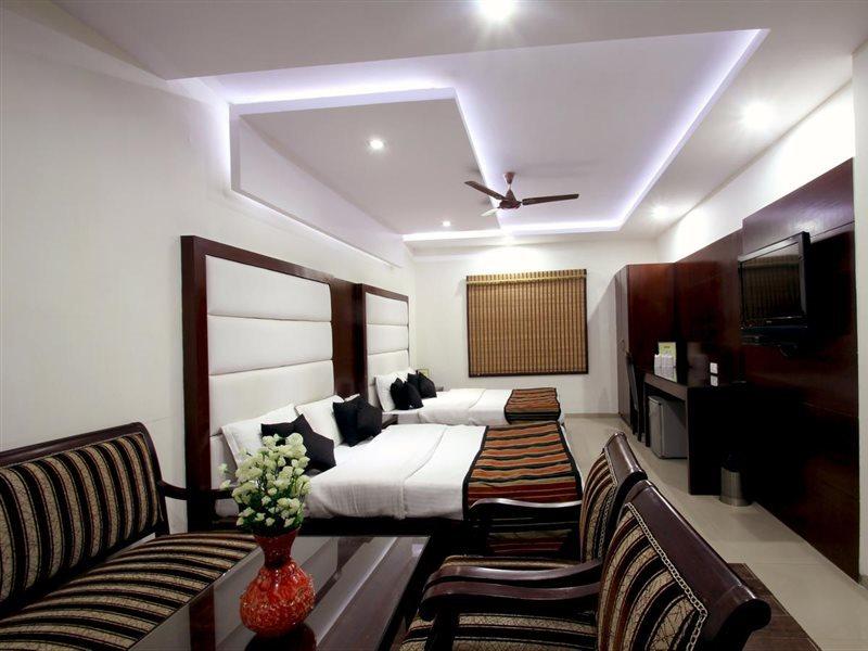 Hotel Mohan International Új-Delhi Kültér fotó