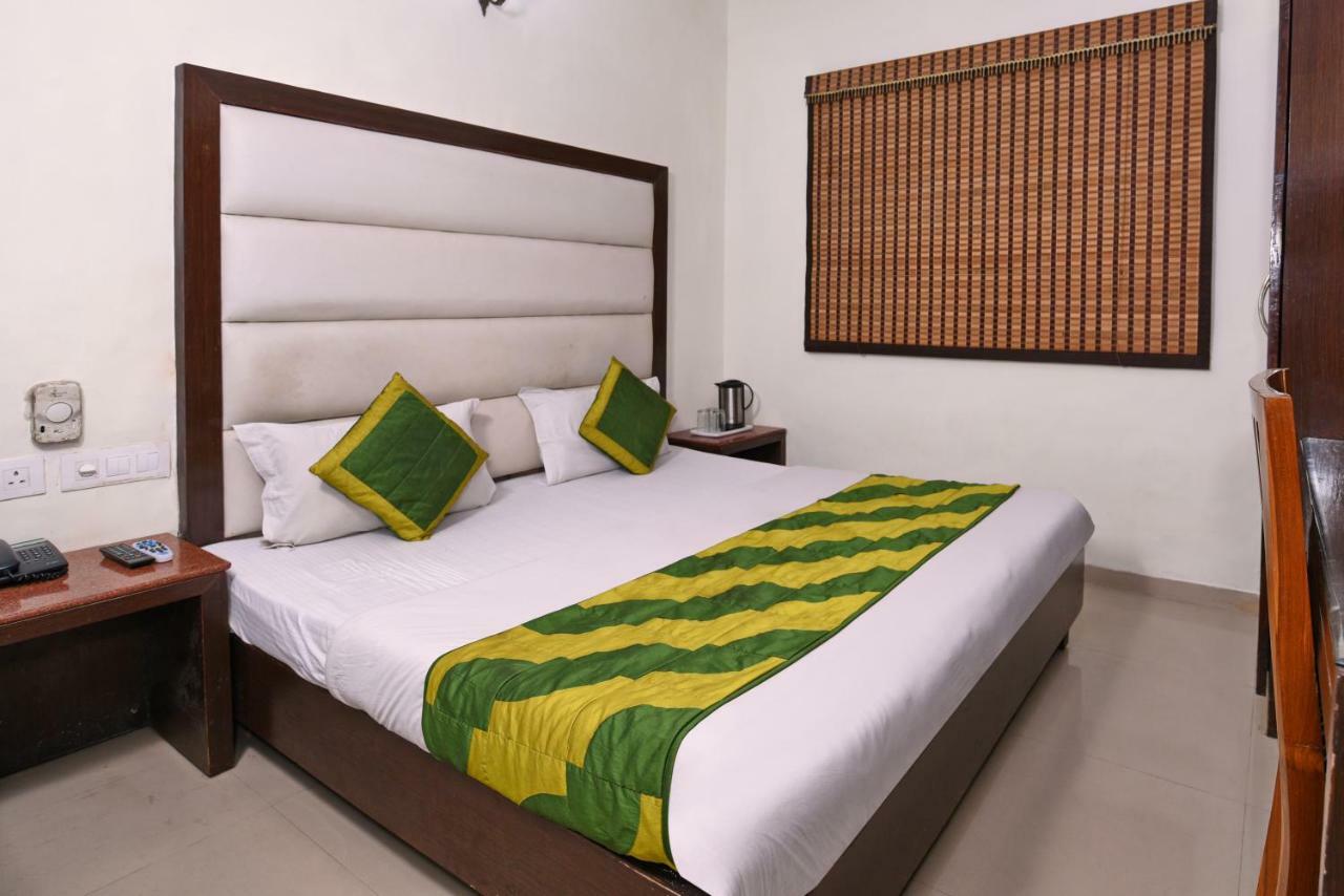 Hotel Mohan International Új-Delhi Kültér fotó